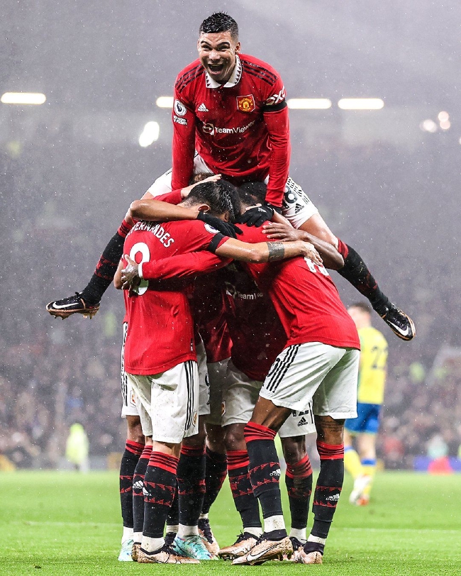 学校通过与 学校通过与