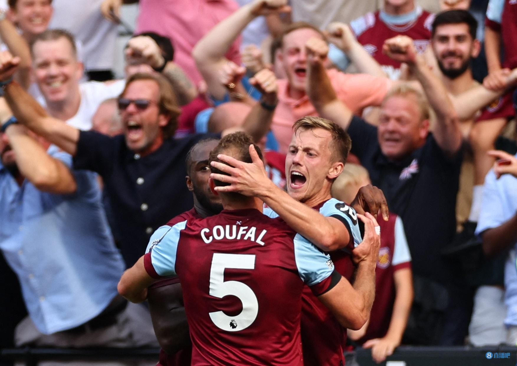 对比双方近 对比双方近